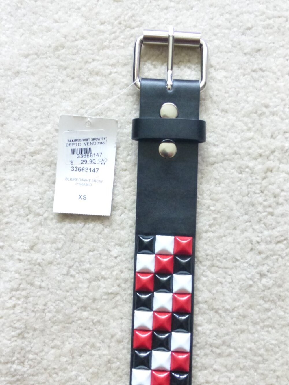 NWT HOT TOPIC kids black, red and white pyramid studded belt size XS - Picture 3 of 14
